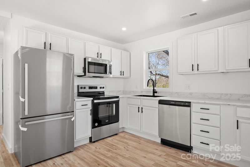 216 St Michael Ave, Great Falls, SC 29055