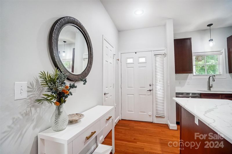 743 Grandin Rd, Charlotte, NC 28208