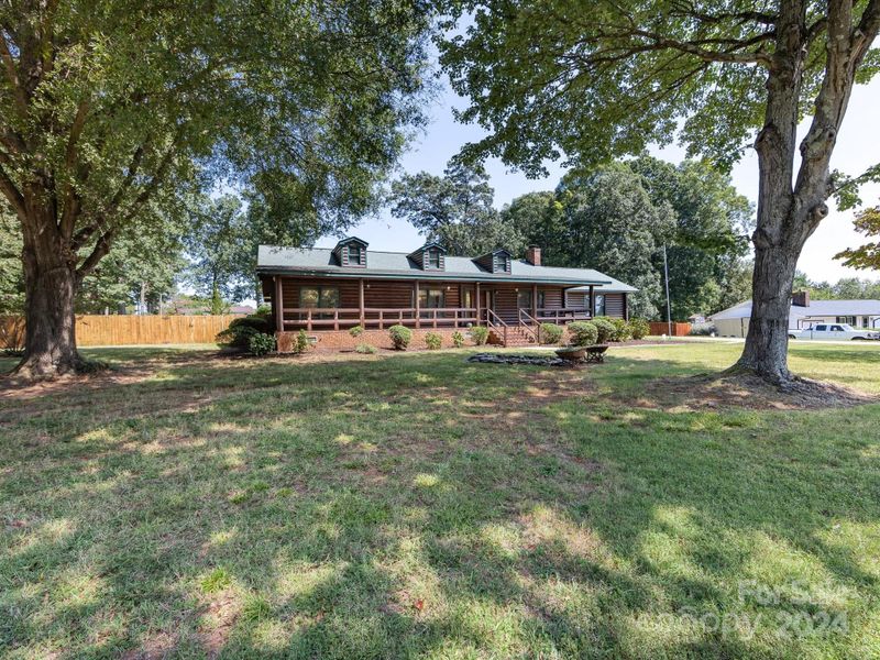 5412 Beam Lake Dr, Charlotte, NC 28216