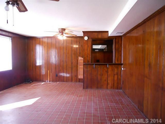 2214 Medlin Rd, Monroe, NC 28112