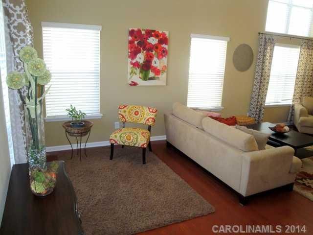 4605 Craigmoss Ln #109, Charlotte, NC 28278