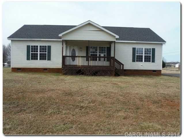 1930 Ellick Dr, Newton, NC 28658