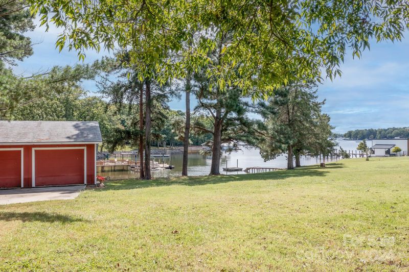 8523 Sylvan Dr, Terrell, NC 28682