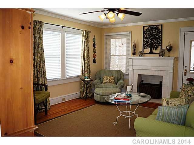 114 E Park Ave, Mooresville, NC 28115