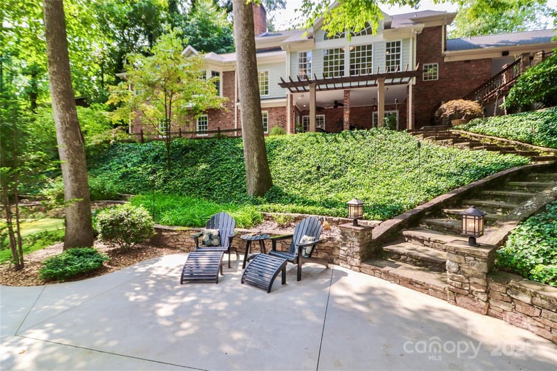617 Saint Andrews Rd, Statesville, NC 28625