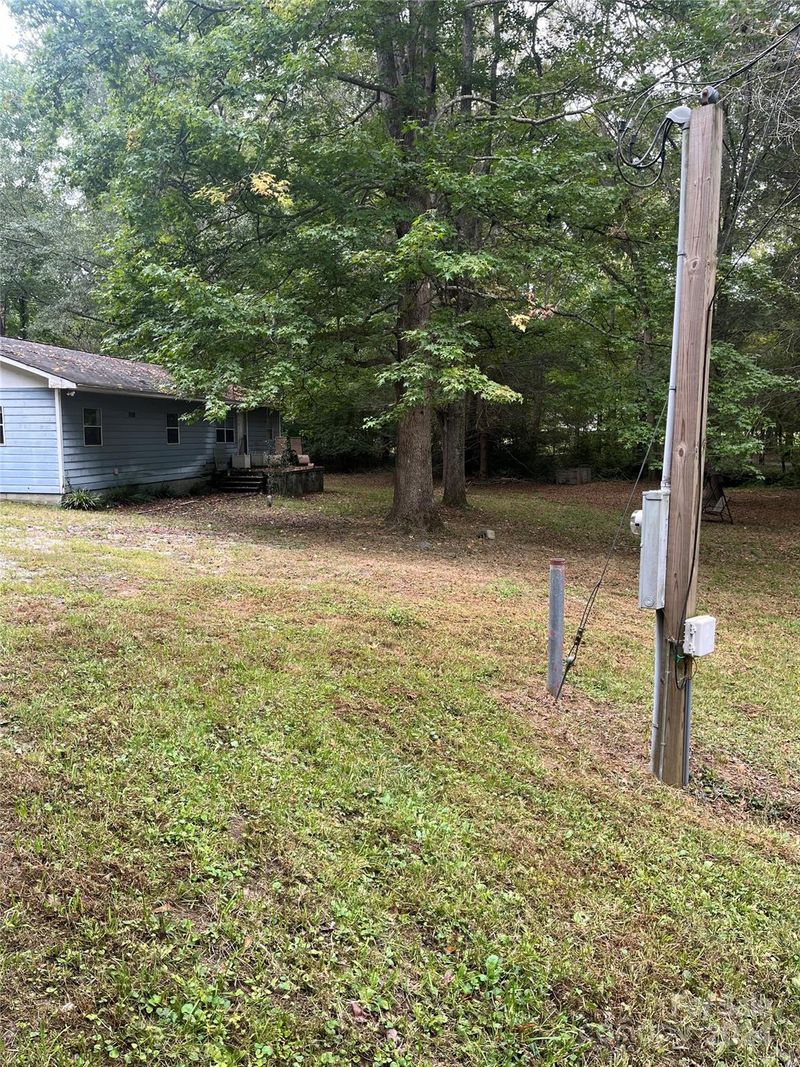 664 Ballenger Rd, Gaffney, SC 29340
