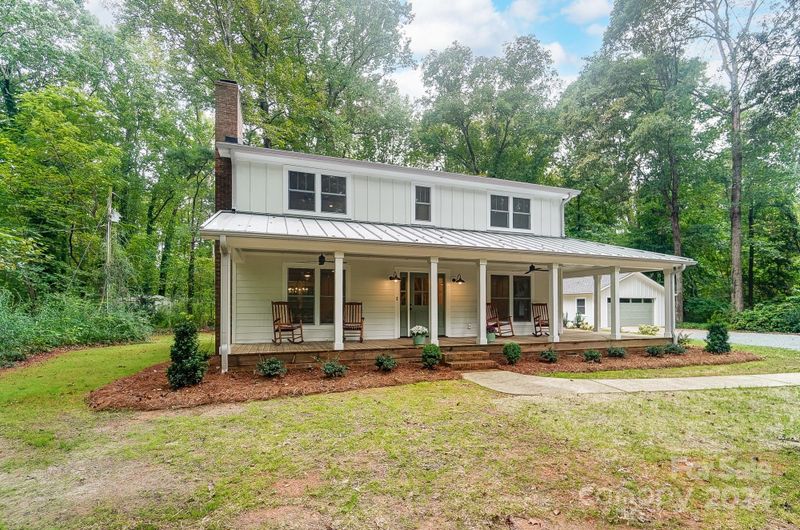 9712 Lawyers Rd, Mint Hill, NC 28227