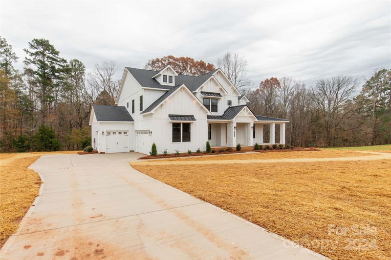 1080 Brandon Rd, Clover, SC 29710