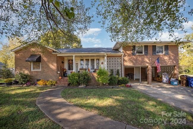2141 Dale Ave, Lincolnton, NC 28092