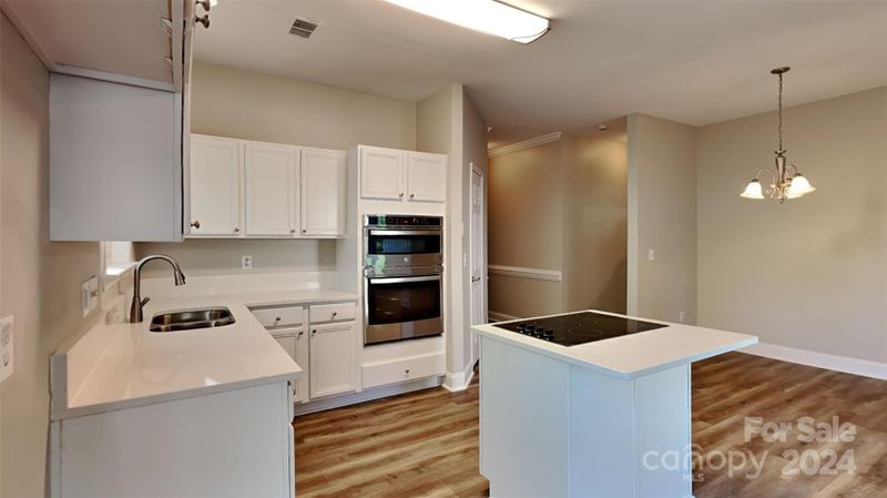 3319 Kingshire Way, Clover, SC 29710