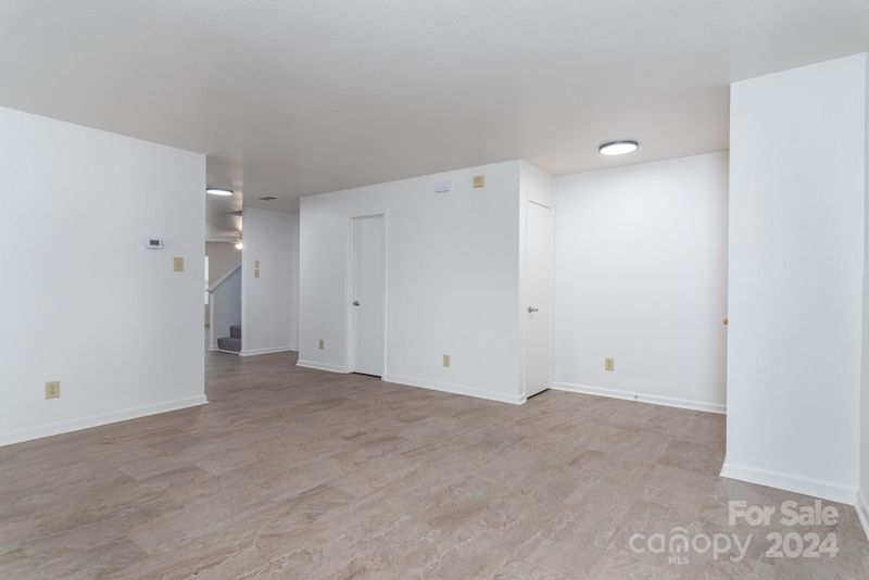 8432 Panglemont Dr, Charlotte, NC 28269