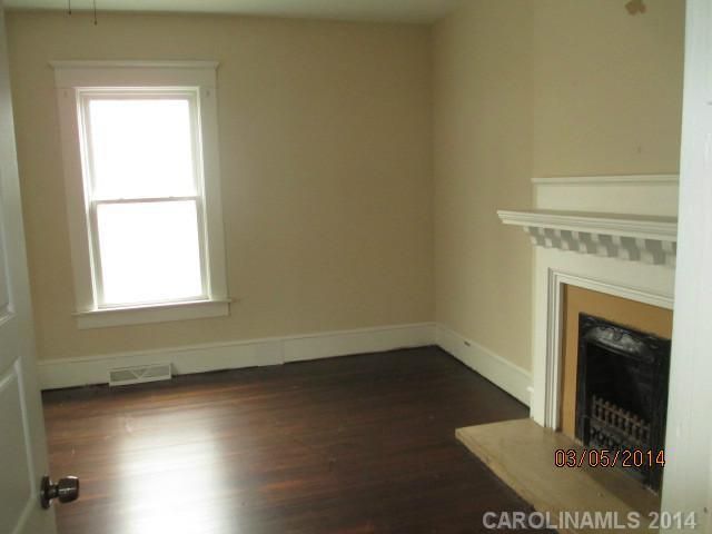 148 SW Spring St, Concord, NC 28025