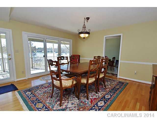 2994 S Lakeshore Rd, Denver, NC 28037