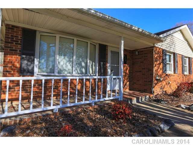 6103 Woodvine Ct, Indian Trail, NC 28079
