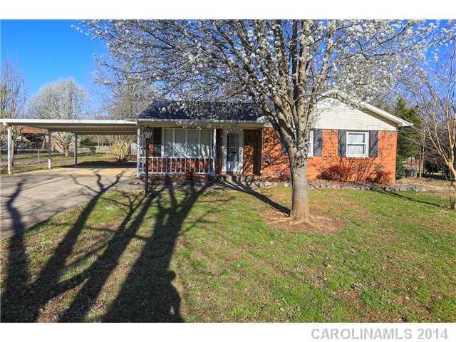6103 Woodvine Ct, Indian Trail, NC 28079