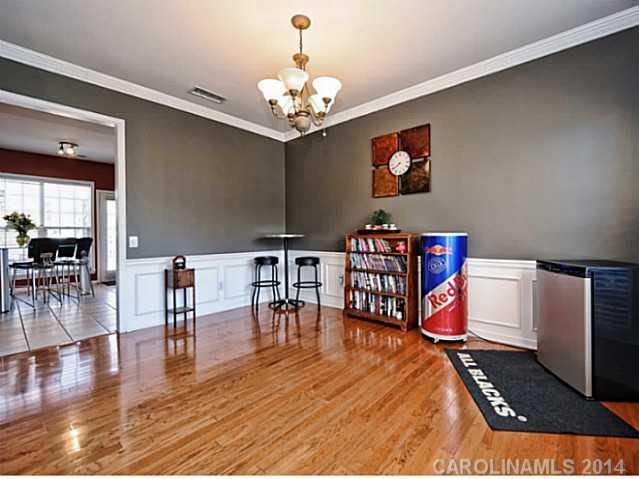 2913 Wheat Meadow Rd, Charlotte, NC 28270