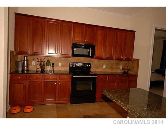 330 Miners Cove Way, Fort Mill, SC 29708