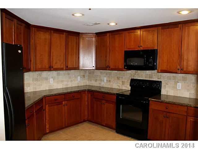 579 Catawba St #17, Belmont, NC 28012