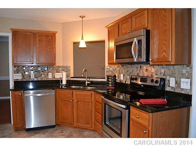7239 Oxford Hunt Dr, Denver, NC 28037