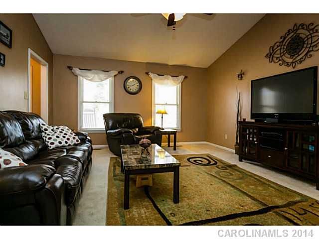 2394 Shady Lane Ave, Kannapolis, NC 28081