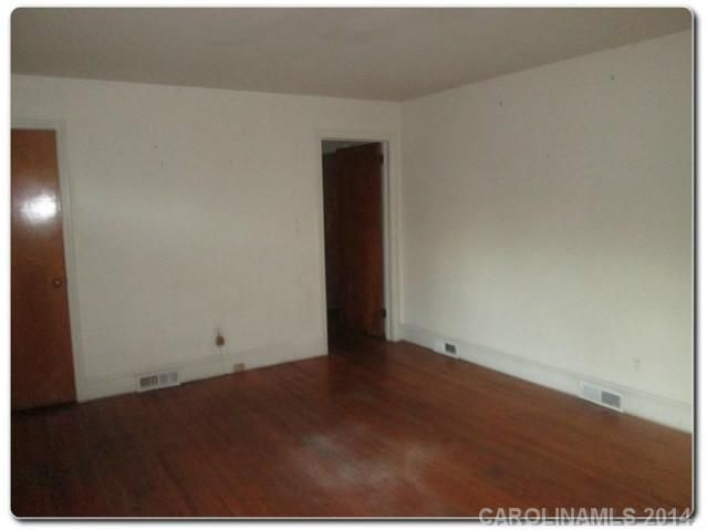 2308 Ashley Rd, Charlotte, NC 28208