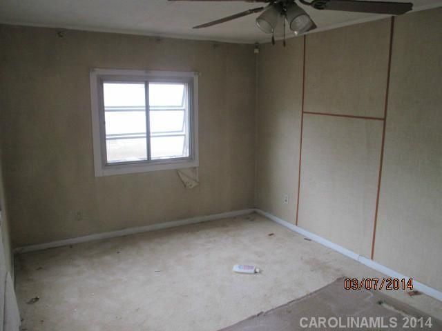 415 E Todd Ln, Charlotte, NC 28208