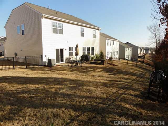 14532 Green Birch Dr, Pineville, NC 28134