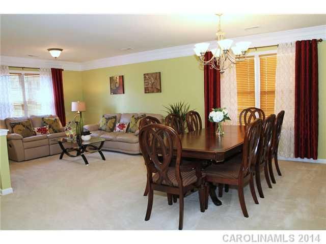 2117 Big Pine Dr, Matthews, NC 28105