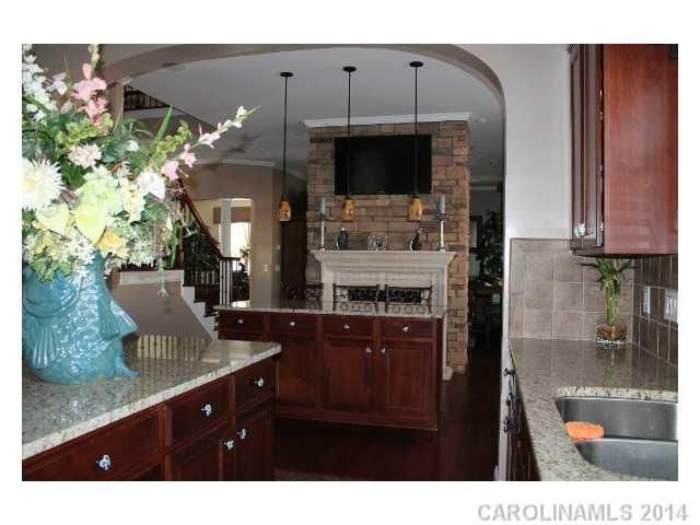 573 Quicksilver Trl, Fort Mill, SC 29708