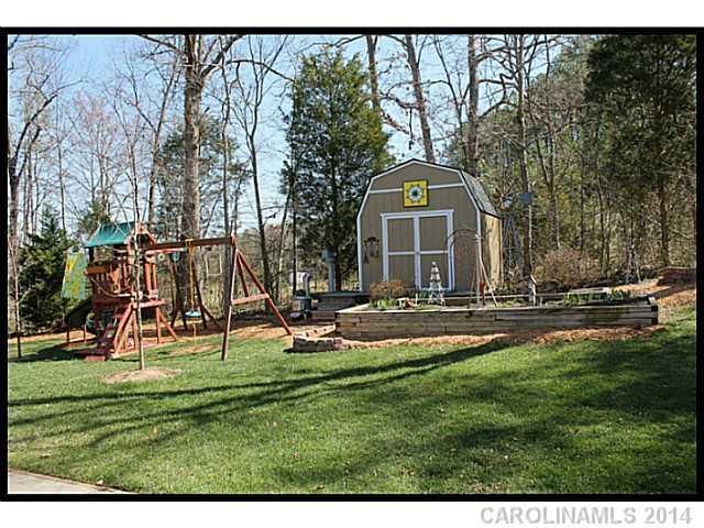 4222 Lawrence Daniel Dr, Matthews, NC 28104