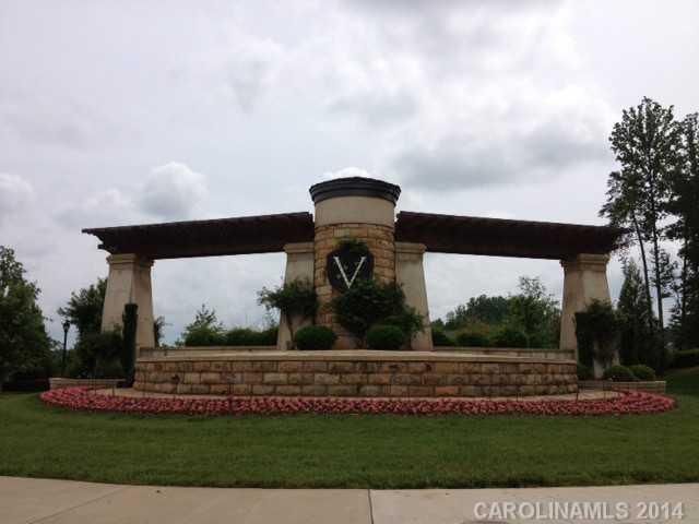 5218 Casper Dr #235, Charlotte, NC 28214