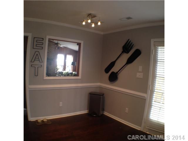 8411 Timbercrest Cir, Charlotte, NC 28226