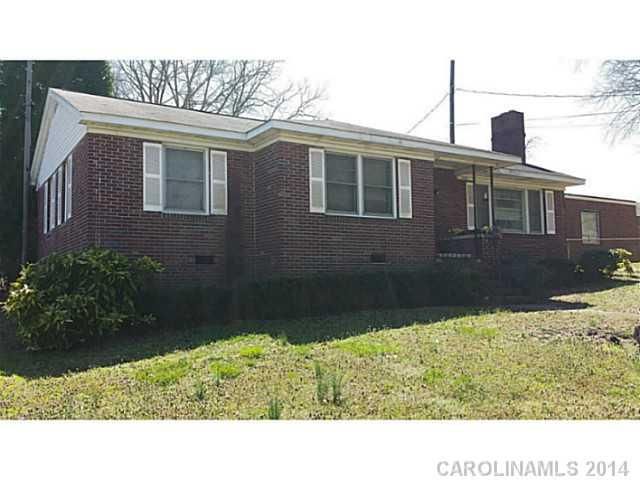 113 Hinton St, Chester, SC 29706