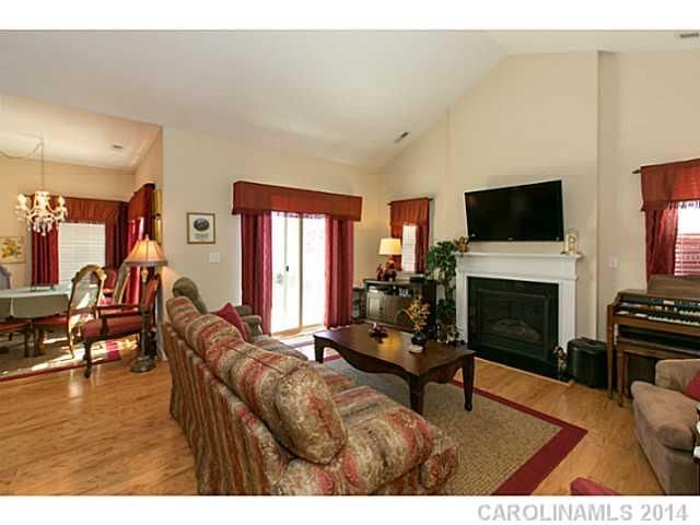 4887 Polo Gate Blvd #-, Charlotte, NC 28216