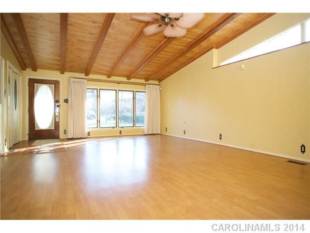 4463 Applegate Rd, Charlotte, NC 28209