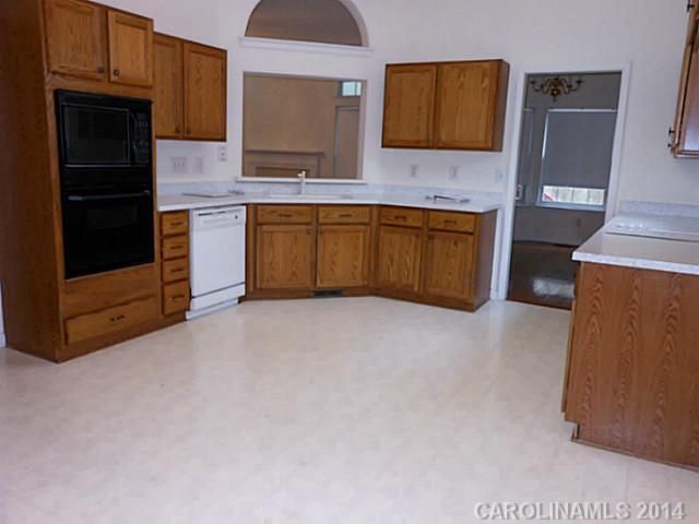 11530 Withers Mill Dr, Charlotte, NC 28278