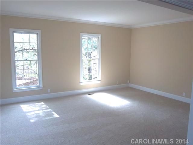 4530 Rosecliff Dr, Charlotte, NC 28277