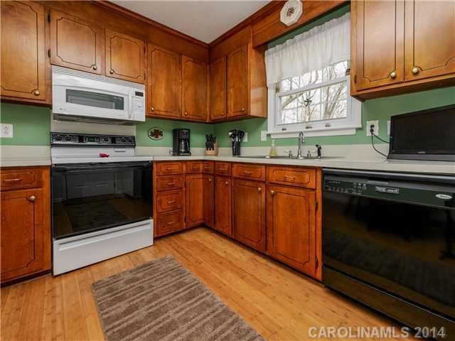 7916 SW Saddleview Ct, Charlotte, NC 28215
