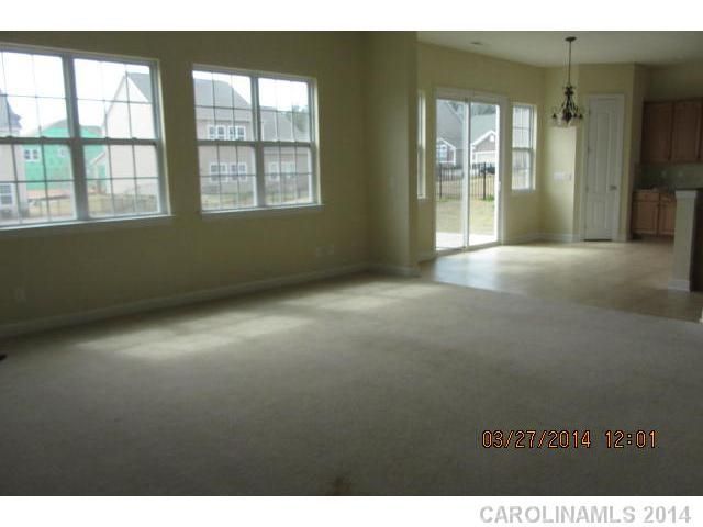 2223 Maclean Ct, Lancaster, SC 29720