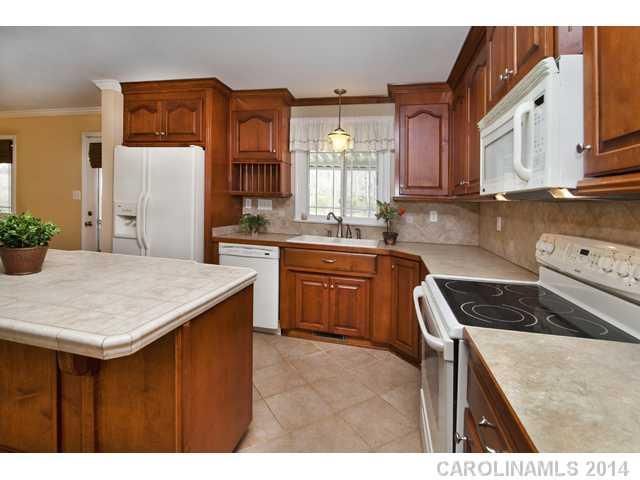 504 Ethelyn Ave #5, Lowell, NC 28098