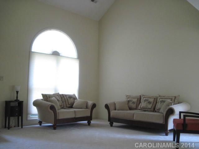 9143 E Orchard Ln, Charlotte, NC 28210