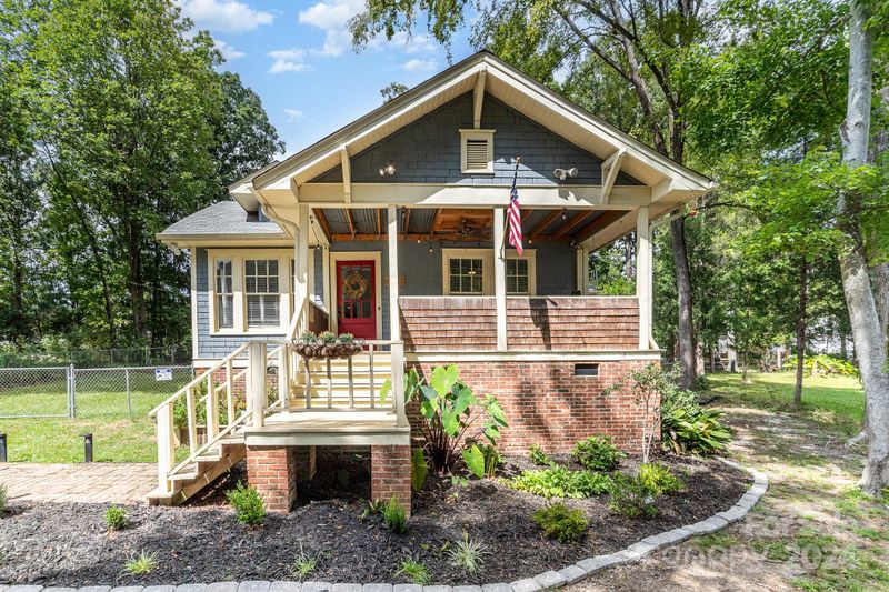 6921 City View Dr, Charlotte, NC 28212