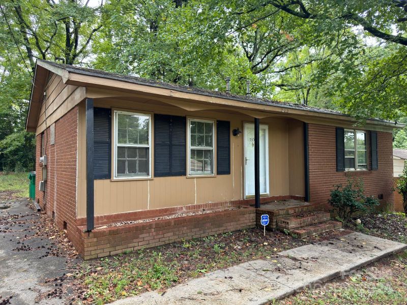 535 Echodale Dr, Charlotte, NC 28217