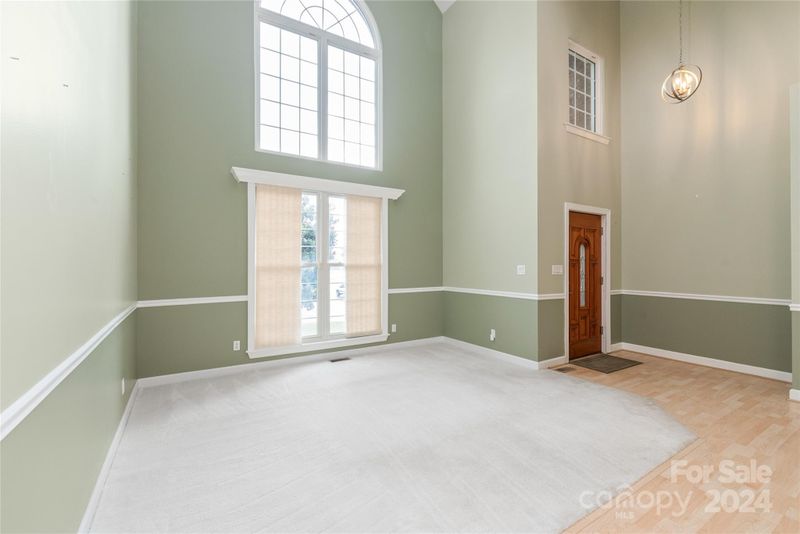 12600 Wetherburn Ln, Charlotte, NC 28262