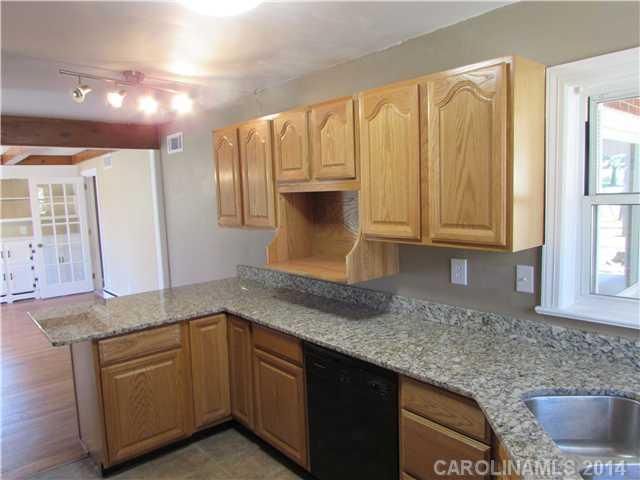 314 Dakota St, Kannapolis, NC 28083