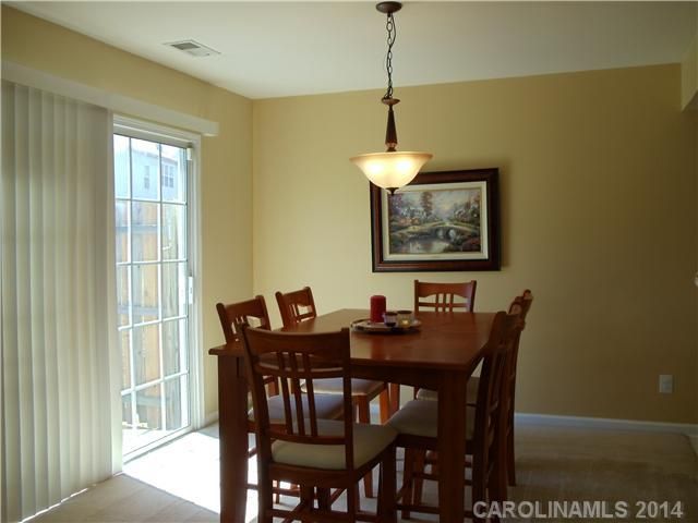 7426 Stone Mountain Ct, Charlotte, NC 28262