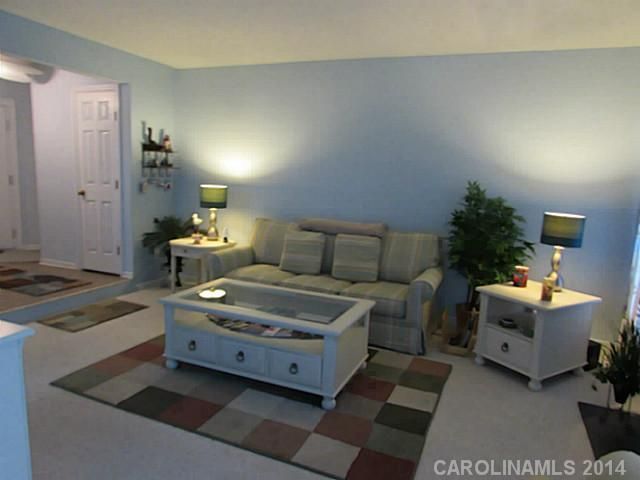 20101B Henderson Rd #B, Cornelius, NC 28031