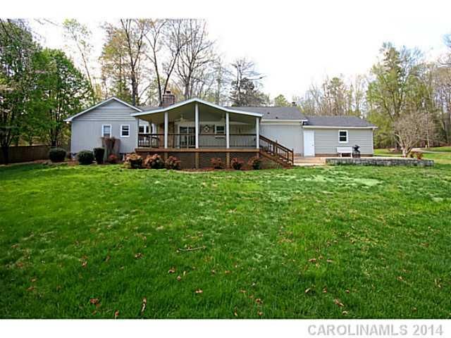 3798 S Lake Shore Rd, Denver, NC 28037