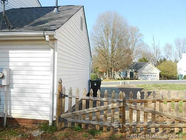 3689 NW Lake Spring Ave, Concord, NC 28027