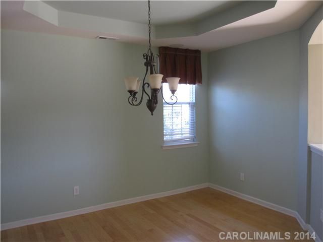 5102 Dragonfly Ln, Charlotte, NC 28277